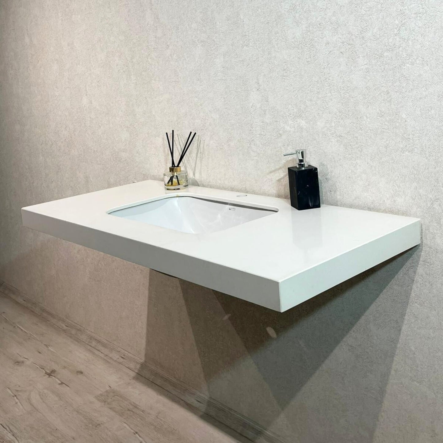 eklaris-silestone-iconic-white-quartz-bathroom-sink-7