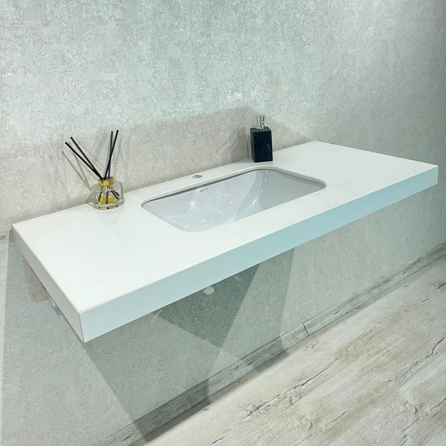 eklaris-silestone-iconic-white-quartz-bathroom-sink-8