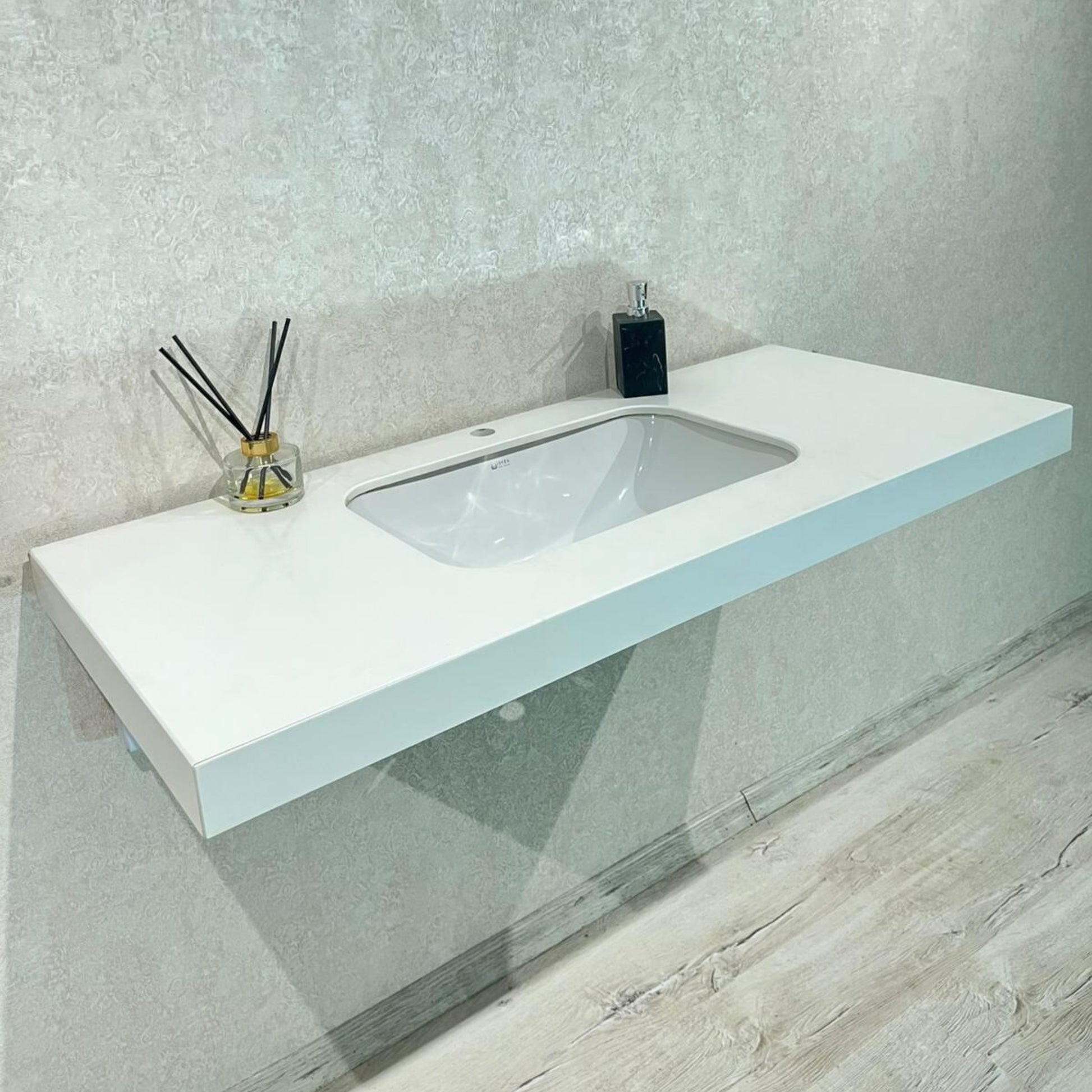 eklaris-silestone-iconic-white-quartz-bathroom-sink-8